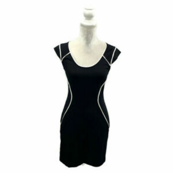 Express dress - Picture 2 of 5